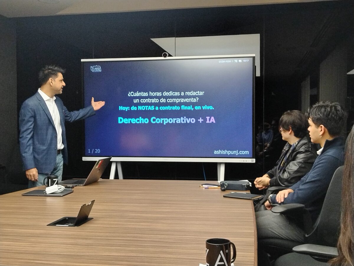 Ashish presenting AI live to a working professional cohort in Mexico City, ashishpunj.com on screen